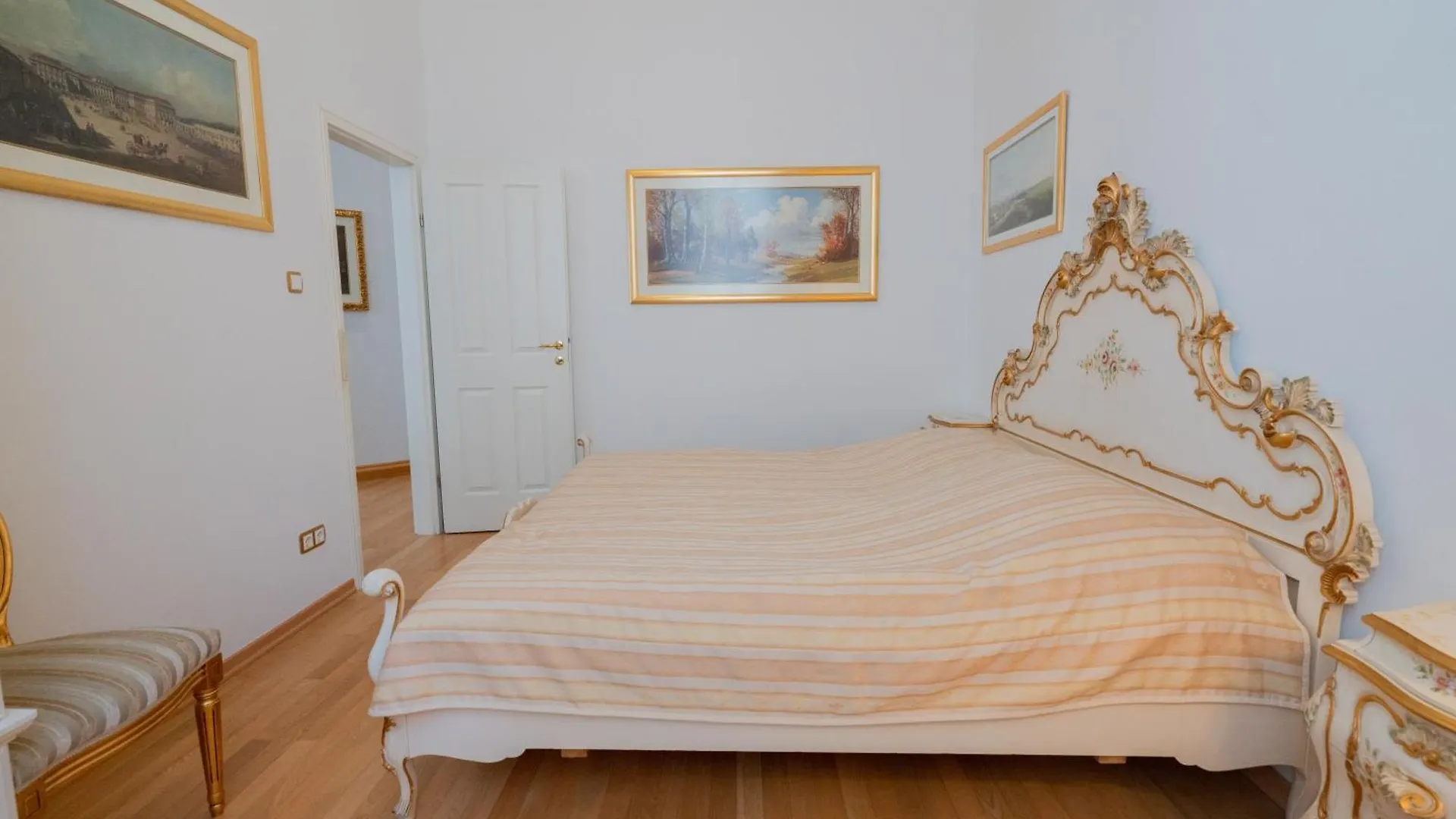 Empress Sisi Royal Apartment Wien